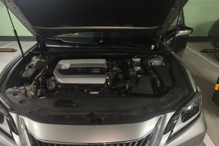 Used Lexus ES 2020 200 Excellence Edition Engine Bay