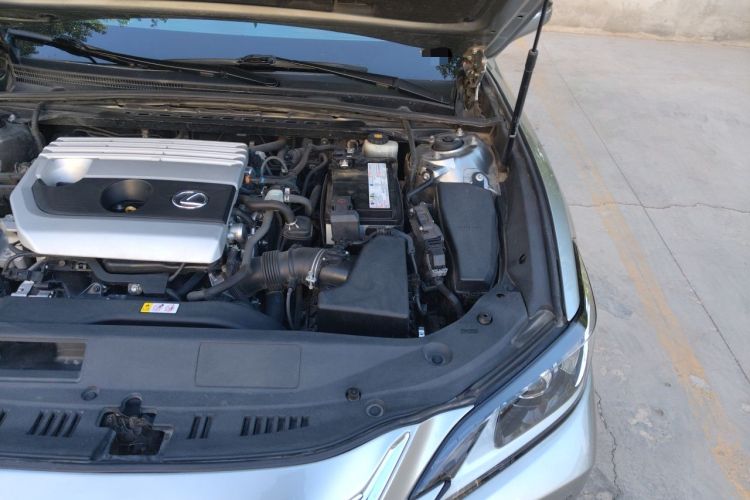 Used Lexus ES 2020 200 Luxury Edition Engine Bay Left