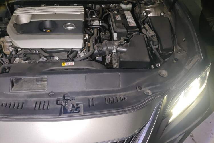 Used Lexus ES 2020 200 Excellence Edition Engine Bay Left