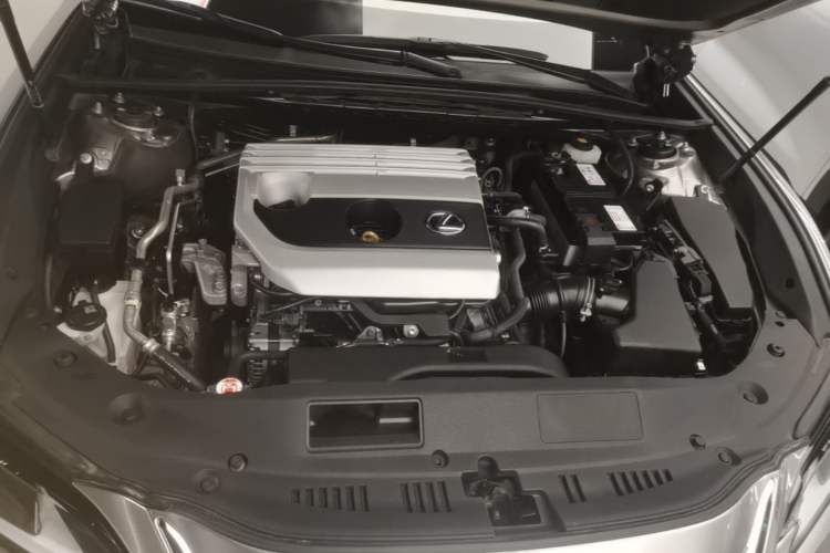 Used Lexus ES 2020 200 Luxury Edition Engine Bay