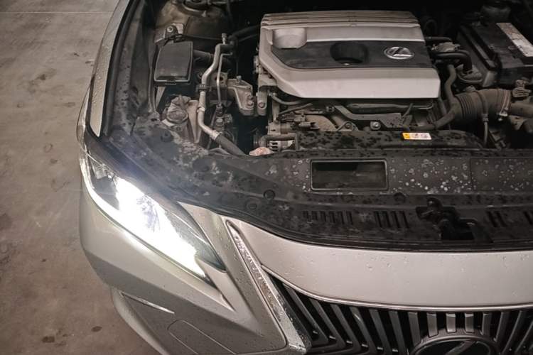 Used Lexus ES 2020 200 Excellence Edition Engine Bay Right