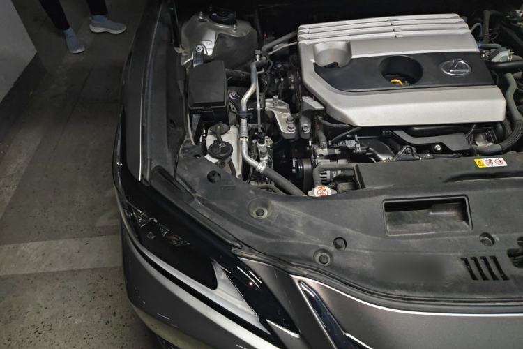 Used Lexus ES 2020 200 Excellence Edition Engine Bay Right