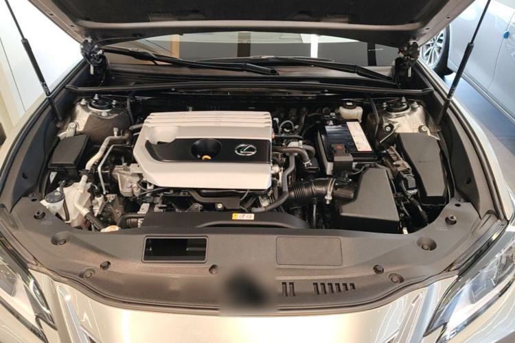 Used Lexus ES 2020 200 Excellence Edition Engine Bay