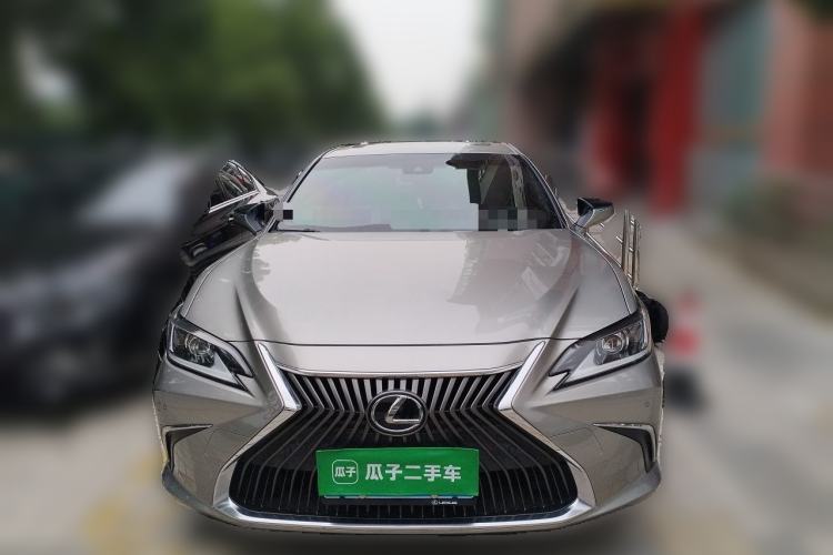 Used Lexus ES 2020 200 Excellence Edition Exterior 1