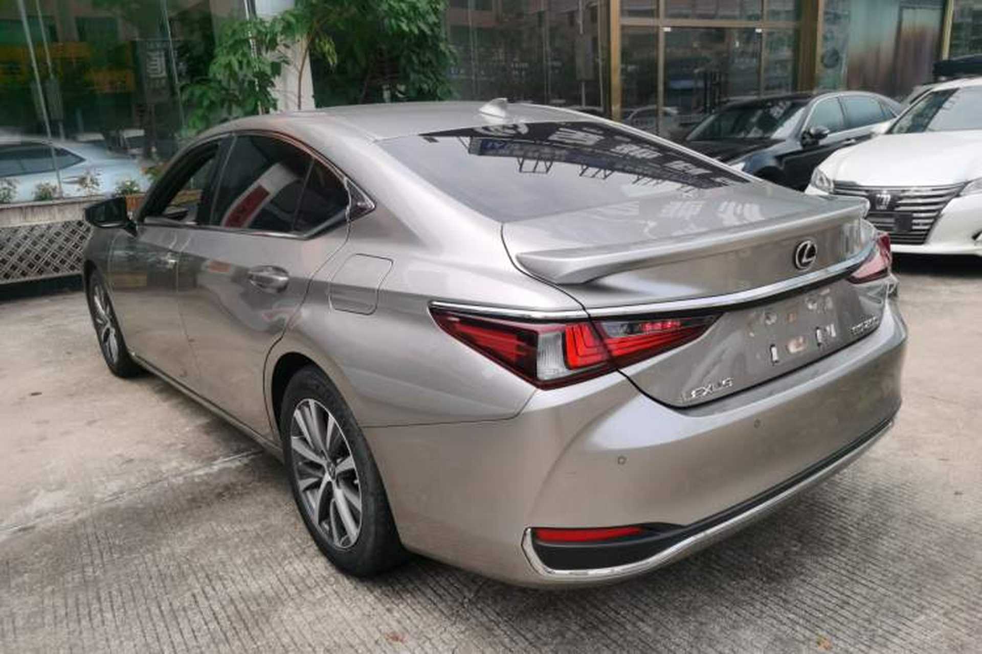Used Lexus ES 2020 200 Excellence Edition Exterior 2