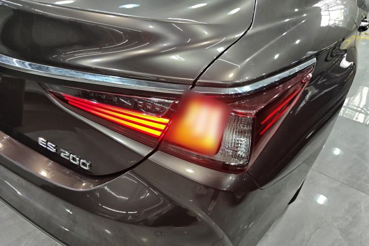 Used Lexus ES 2020 200 Excellence Edition Exterior 2