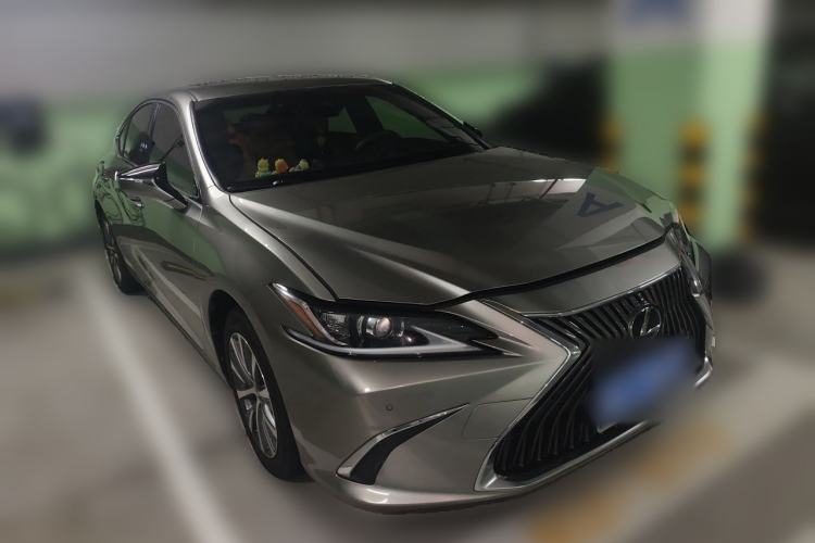 Used Lexus ES 2020 200 Excellence Edition Exterior 2