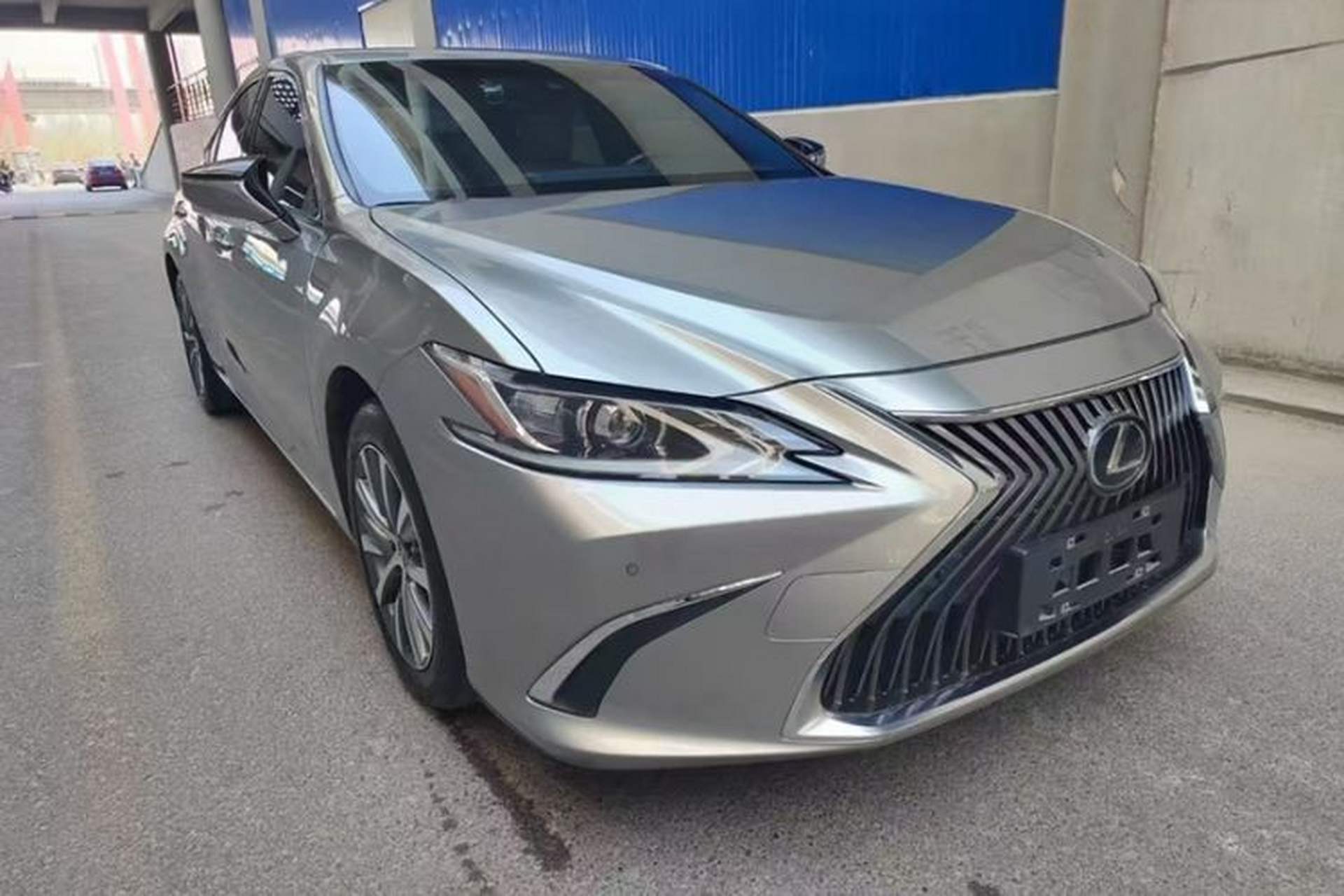 Used Lexus ES 2020 200 Excellence Edition Exterior 2