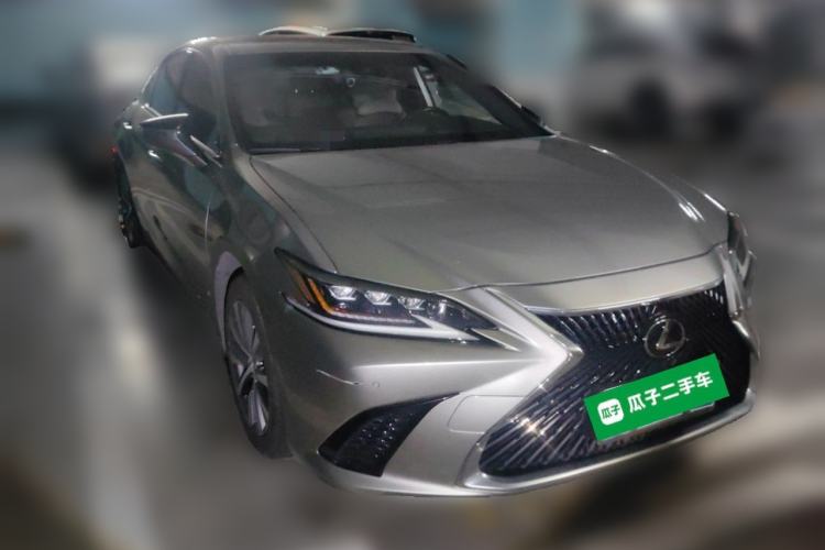 Used Lexus ES 2020 200 Excellence Edition Exterior 2