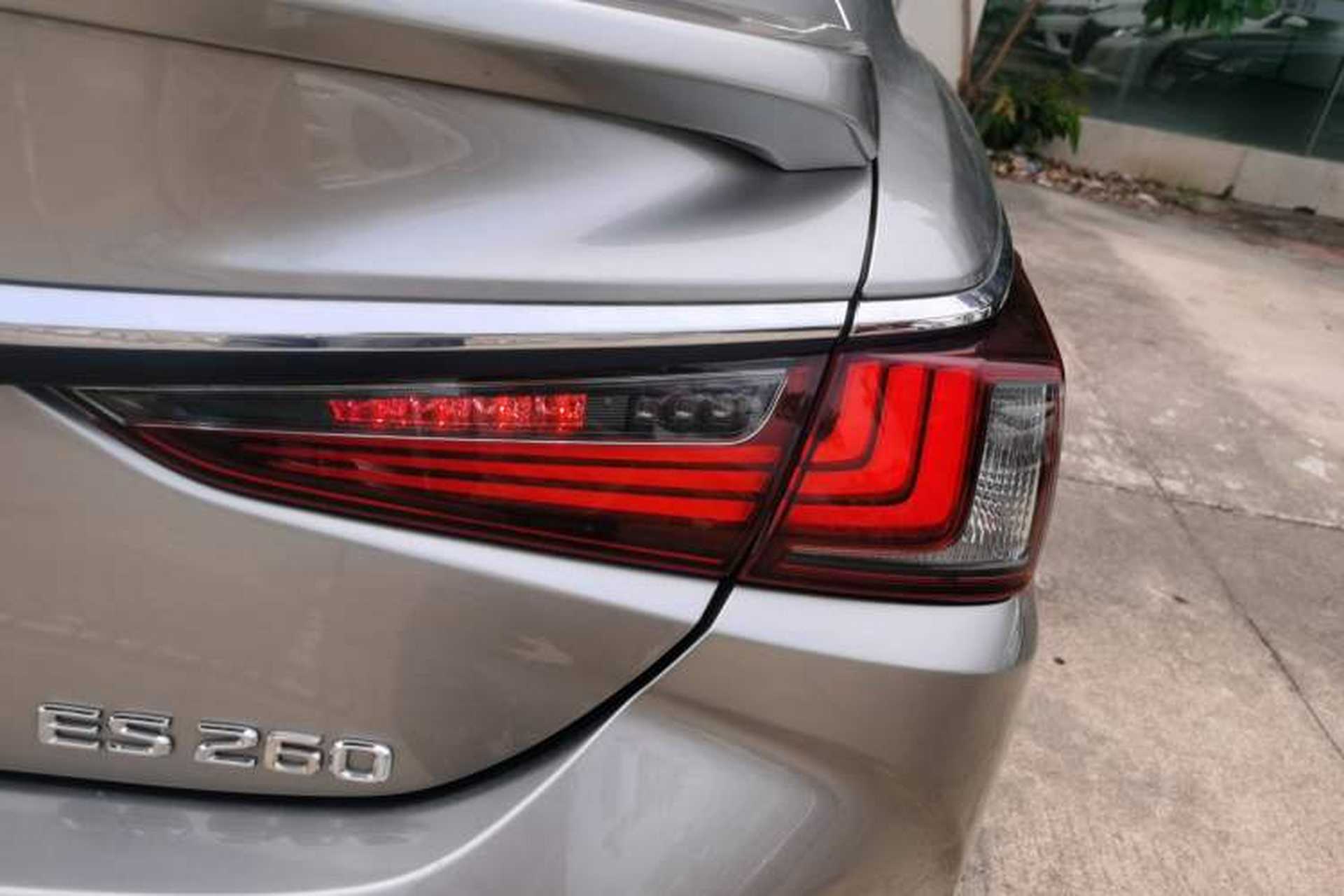 Used Lexus ES 2020 200 Excellence Edition Exterior 3