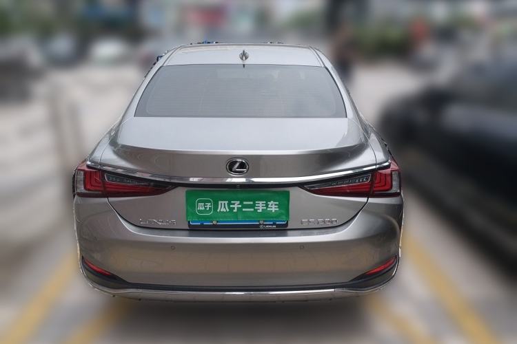 Used Lexus ES 2020 200 Excellence Edition Exterior 4