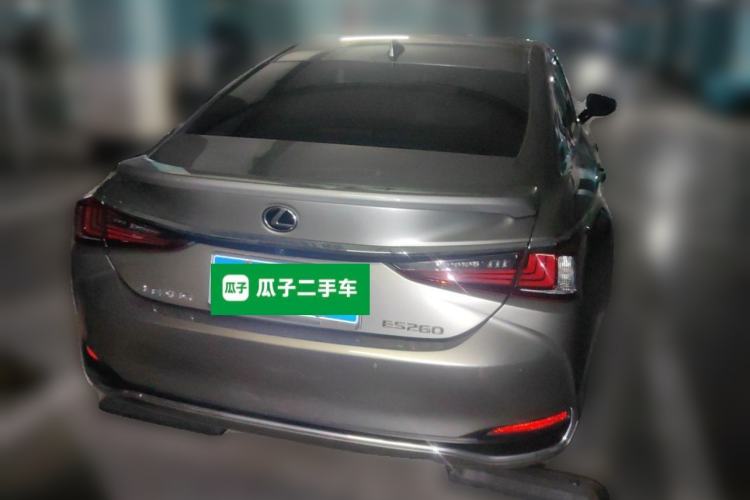 Used Lexus ES 2020 200 Excellence Edition Exterior 4