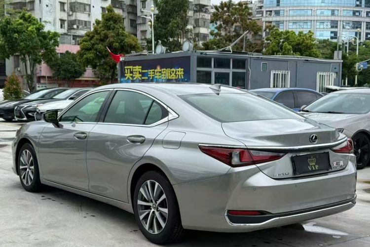 Used Lexus ES 2020 260 Excellence Edition Exterior 5