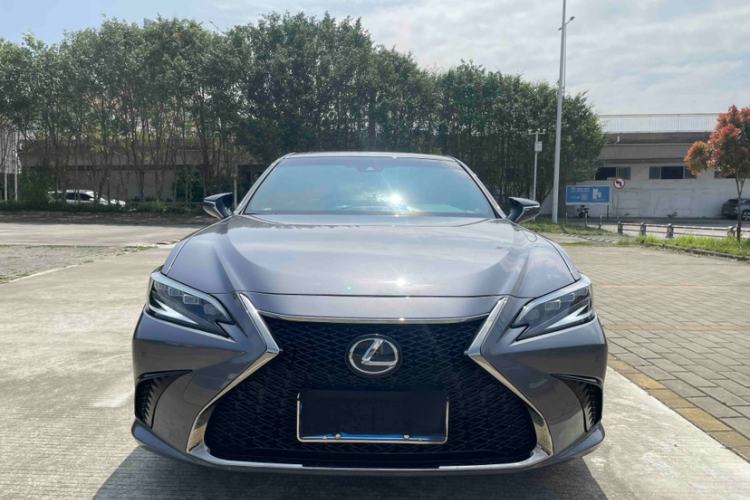 Used Lexus ES 2020 200 Excellence Edition Exterior 5
