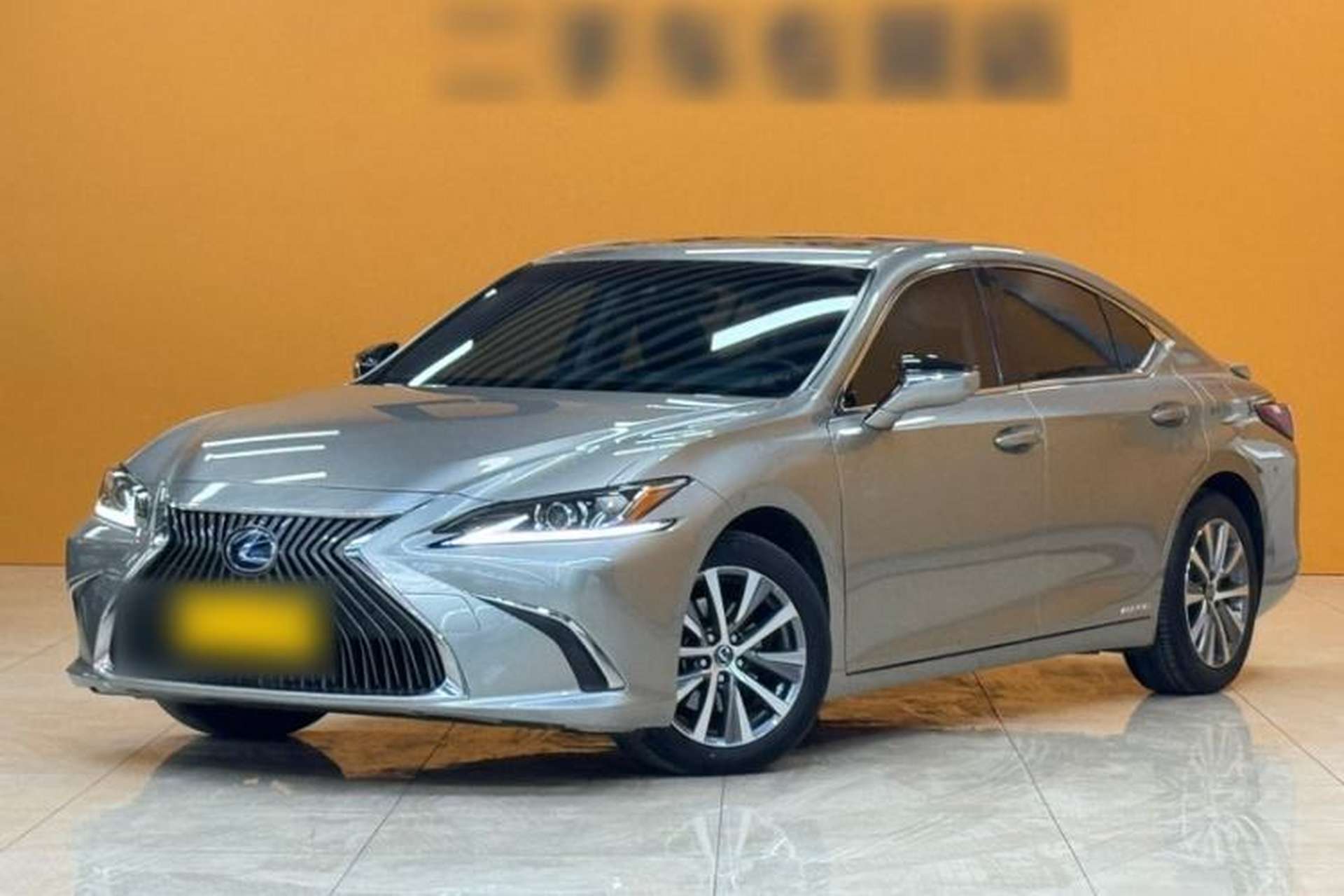 Used Lexus ES 2020 300h Premier Edition Exterior 5