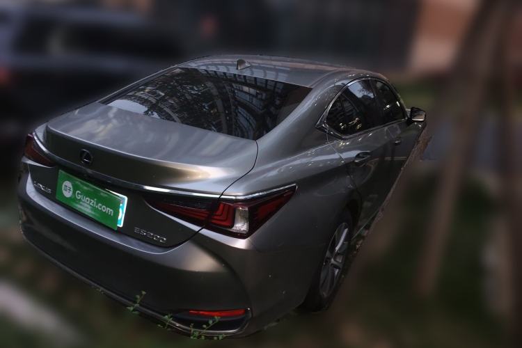 Used Lexus ES 2020 200 Excellence Edition Exterior 5