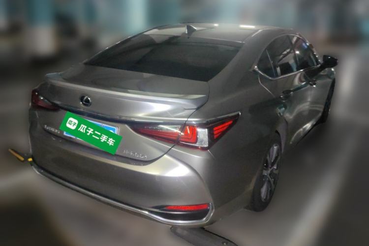 Used Lexus ES 2020 200 Excellence Edition Exterior 5