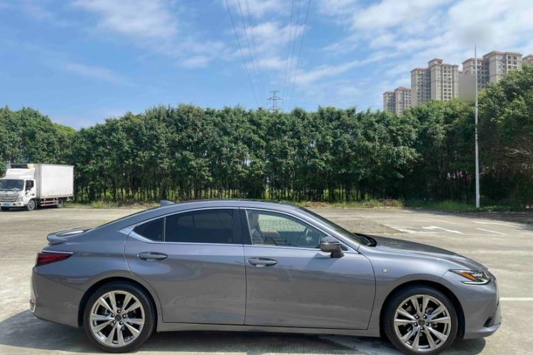 Used Lexus ES 2020 200 Excellence Edition Exterior 6