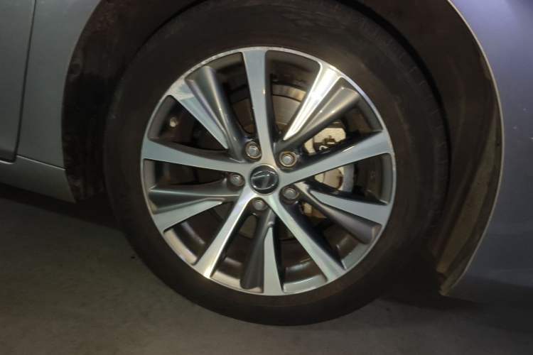 Used Lexus ES 2020 200 Excellence Edition Exterior 7
