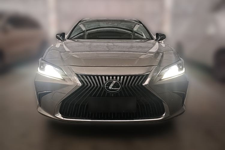 Used Lexus ES 2020 200 Excellence Edition Front