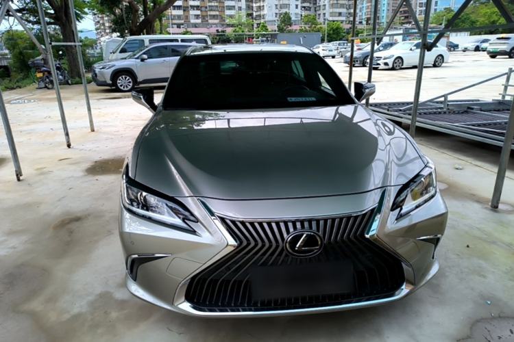 Used Lexus ES 2020 260 Excellence Edition Front