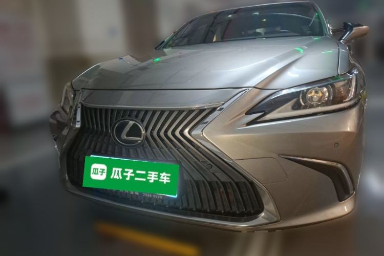 Used Lexus ES 2020 200 Excellence Edition Front