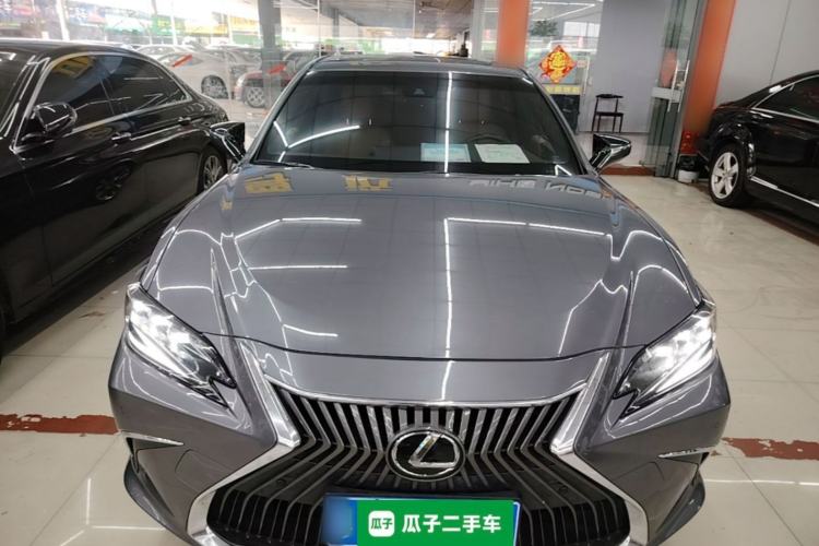 Used Lexus ES 2020 200 Excellence Edition Front