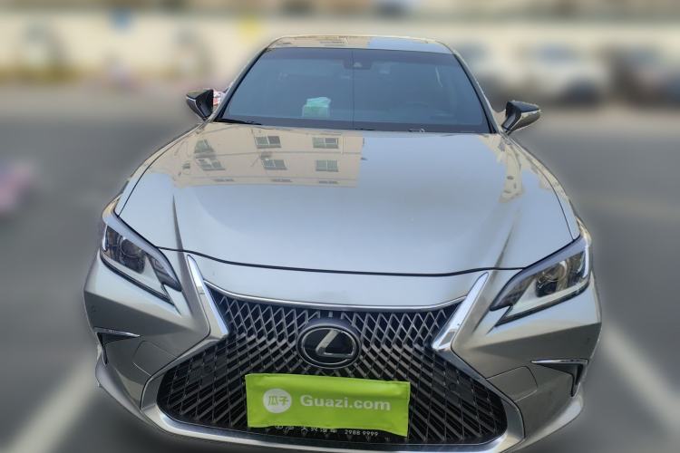 Used Lexus ES 2020 200 Excellence Edition Front