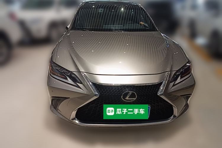 Used Lexus ES 2020 200 Excellence Edition Front