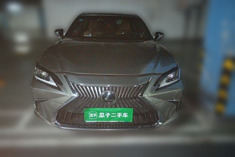 Used Lexus ES 2020 200 Excellence Edition Front