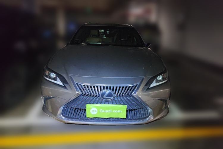Used Lexus ES 2020 200 Excellence Edition Front