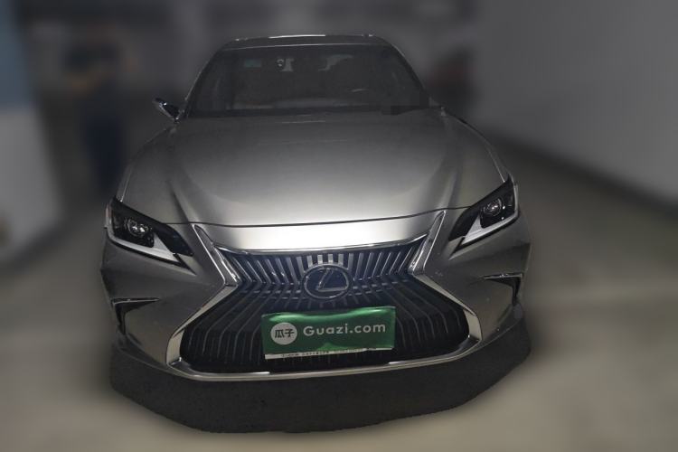 Used Lexus ES 2020 200 Excellence Edition Front