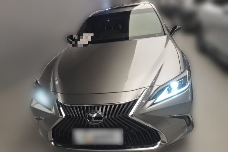 Used Lexus ES 2020 200 Luxury Edition Front