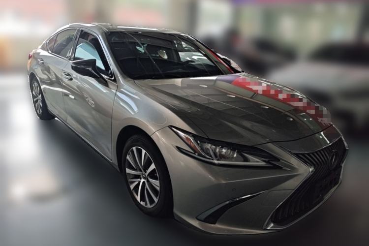 Used Lexus ES 2020 200 Excellence Edition Front Right 45 Deg