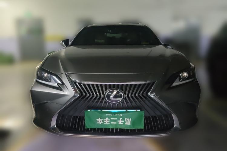Used Lexus ES 2020 200 Excellence Edition Front