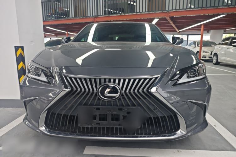 Used Lexus ES 2020 200 Excellence Edition Front