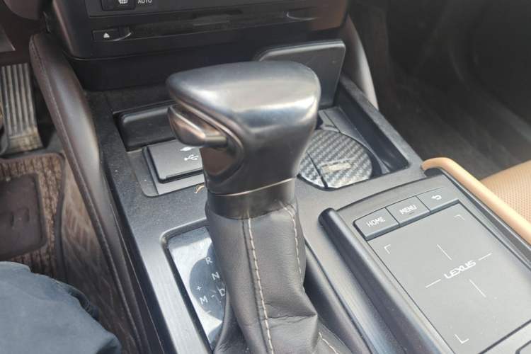 Used Lexus ES 2020 200 Excellence Edition Gear Lever