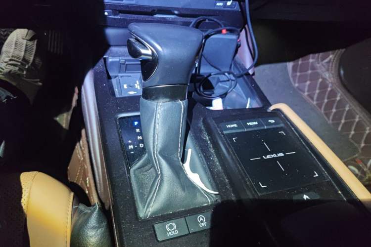 Used Lexus ES 2020 200 Excellence Edition Gear Lever