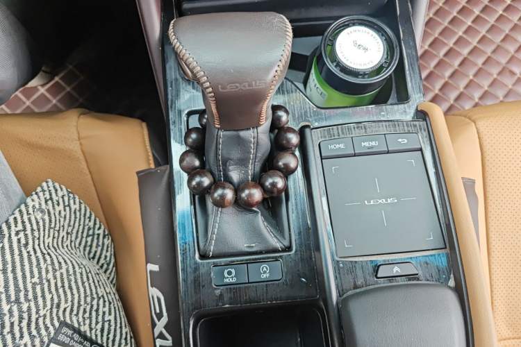 Used Lexus ES 2020 200 Excellence Edition Gear Lever