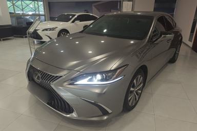 Used Lexus ES 2020 200 Excellence Edition