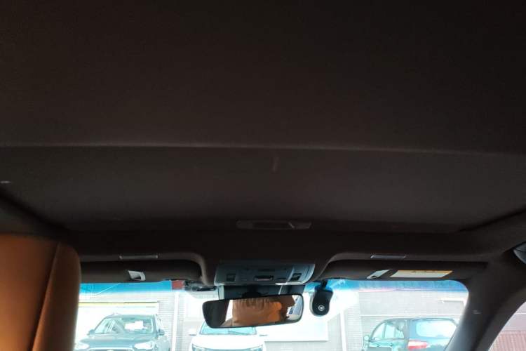 Used Lexus ES 2020 300h Premier Edition Headliner