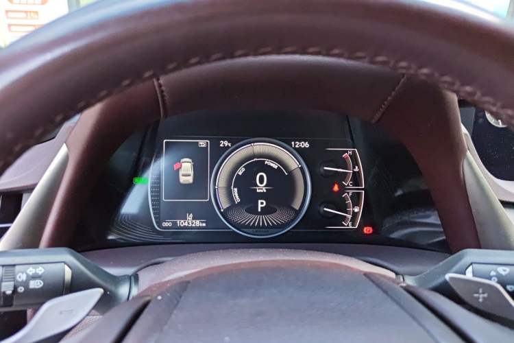 Used Lexus ES 2020 300h Premier Edition Instrument Cluster