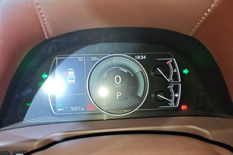 Used Lexus ES 2020 300h Deluxe Edition Instrument Cluster