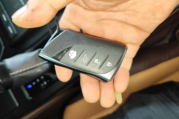 Used Lexus ES 2020 200 Excellence Edition Interior 1