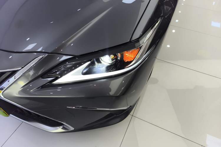 Used Lexus ES 2020 200 Luxury Edition Left Front Headlight