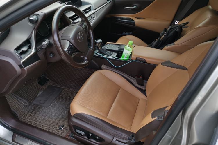Used Lexus ES 2020 200 Excellence Edition Left Front Seat