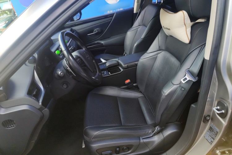 Used Lexus ES 2020 300h Premier Edition Left Front Seat