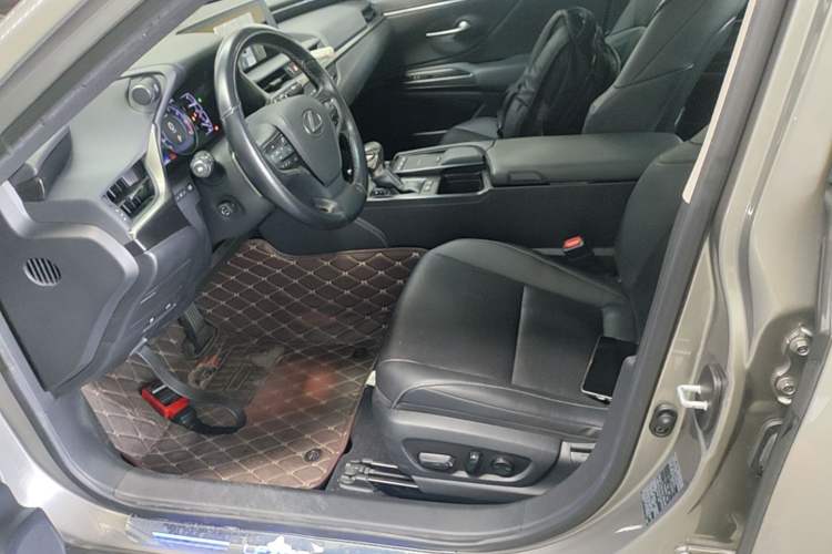 Used Lexus ES 2020 200 Excellence Edition Left Front Seat