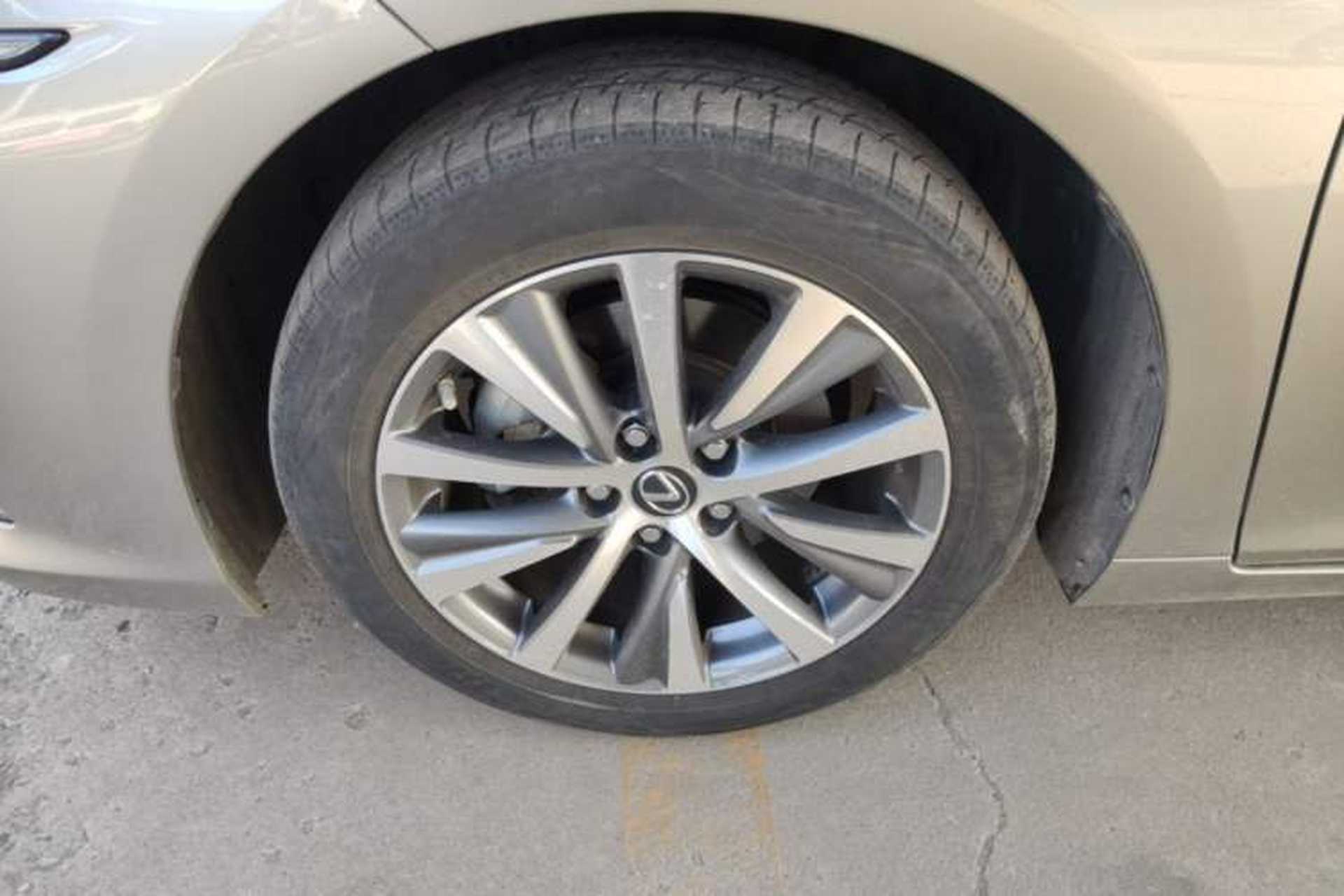 Used Lexus ES 2020 200 Excellence Edition Left Front Wheel Hub