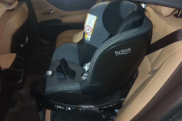 Used Lexus ES 2020 300h Premier Edition Left Rear Seat